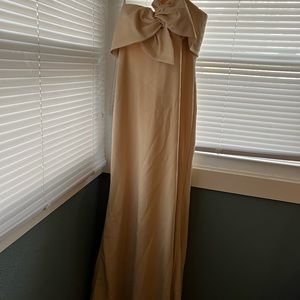Cream strapless formal/bridesmaid dress